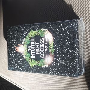 NIB The Intuitive Night Goddess Tarot deck and guide